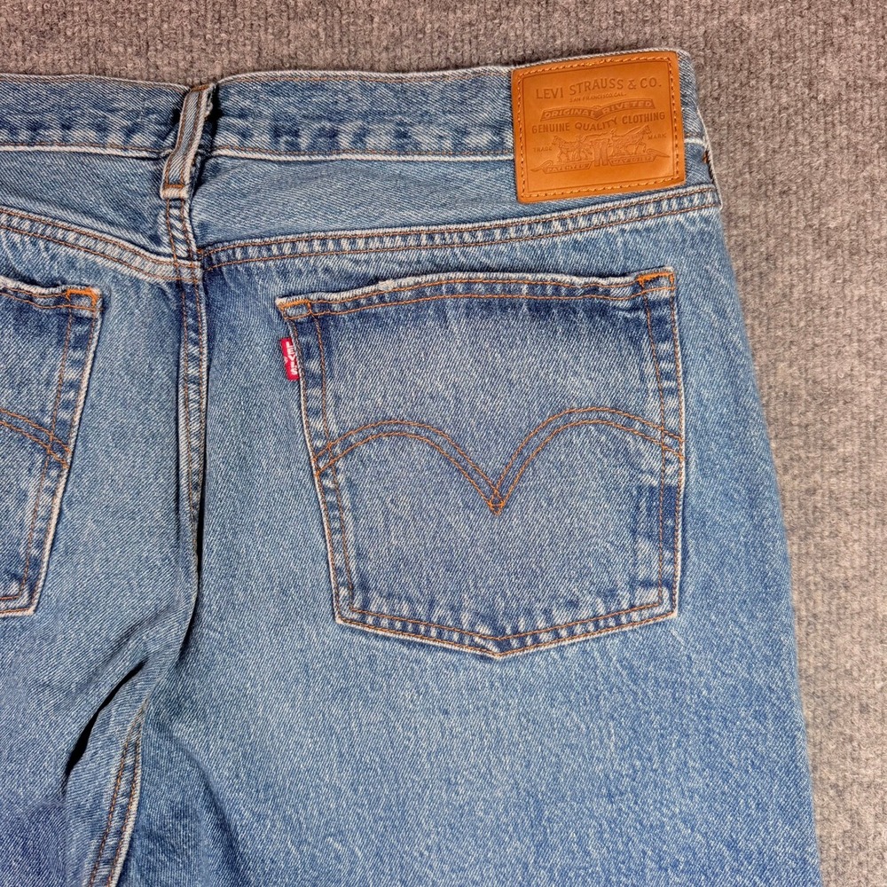 Levi's Wedgie Straight Jeans Womens 33 Blue Distressed Ripped Raw Hem 34x28